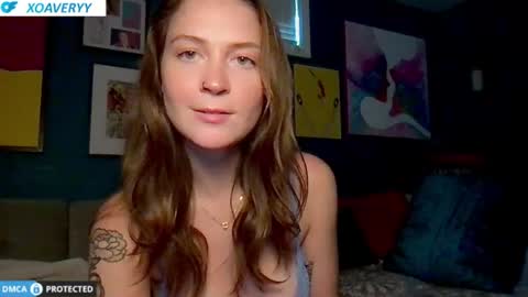 avery online show from June 17, 12:45 am