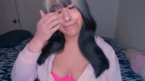 Rae  online show from February 14, 5:41 am