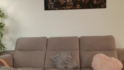 Cherry online show from November 6, 6:30 am