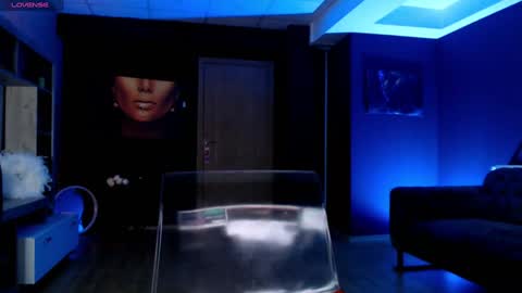 Renata online show from December 6, 6:04 am