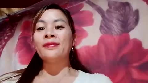 xuxulove00 online show from December 4, 1:41 am