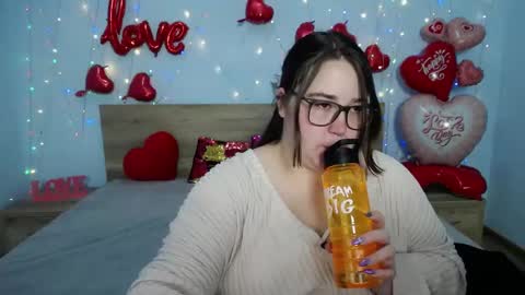 xx daniella xx online show from February 15, 7:28 pm