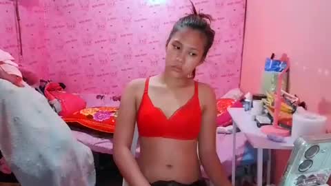 Snapshot of xxhottieprincess chatting on March 4, 3:48 pm xxhottieprincess online show from March 4, 3:48 pm