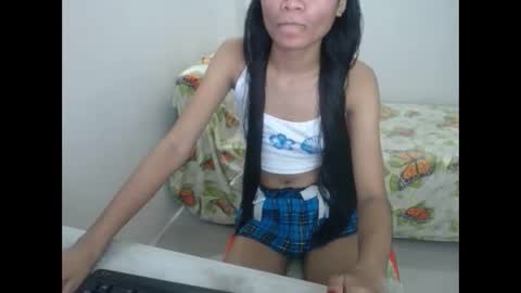 Aya online show from November 13, 4:06 pm