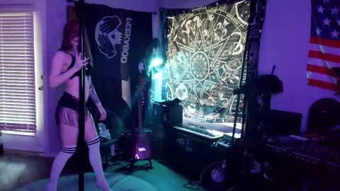 Lilith online show from May 27, 1:57 am