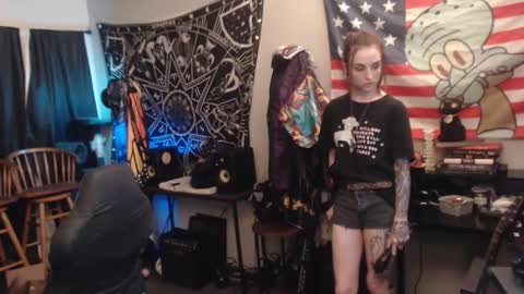 Lilith online show from November 8, 5:56 am