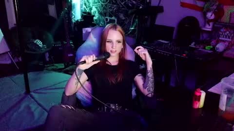 Lilith online show from June 22, 4:09 am