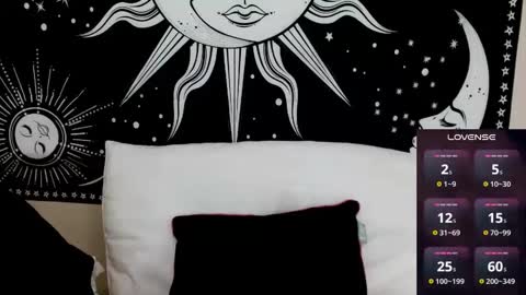 Natalie Jade online show from February 28, 7:46 pm