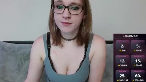 Natalie Jade online show from December 20, 7:01 am