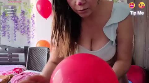xxmilexx online show from June 13, 12:35 pm
