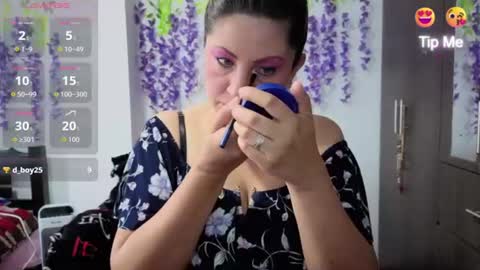 xxmilexx online show from July 17, 11:25 am