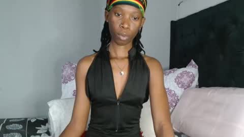 xxsexytalia28 online show from February 26, 8:46 am