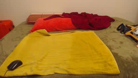 Ayanda online show from January 6, 6:11 pm