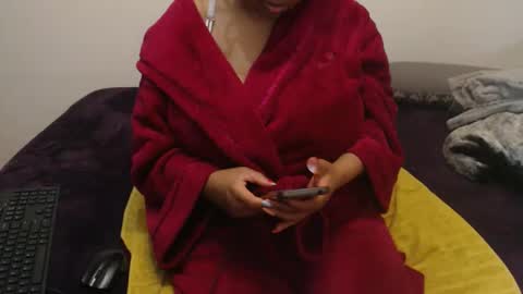 Ayanda online show from November 25, 6:42 pm