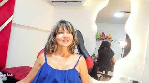 yadira_ht online show from July 28, 9:25 pm