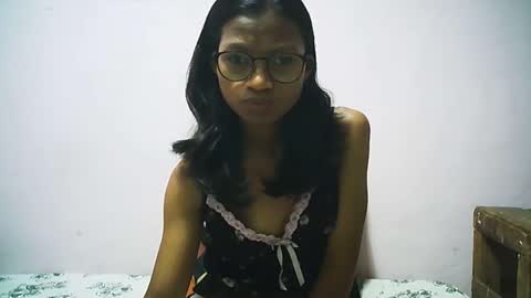 yalane online show from November 9, 7:10 pm