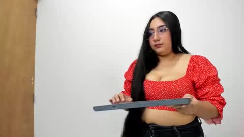 Yasmin Ortiz online show from February 26, 3:27 am