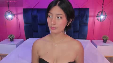 Yazmin online show from February 28, 2:27 pm