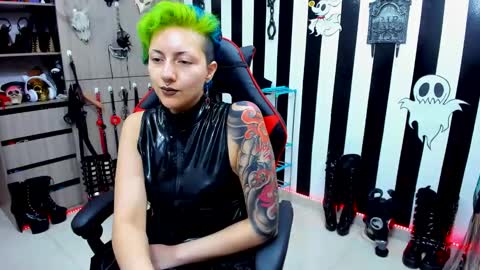 Yelena online show from December 9, 9:16 pm