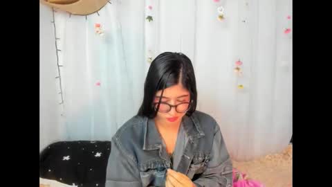 YELINA online show from February 3, 2:53 am