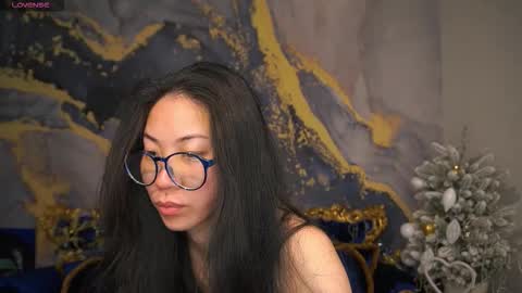 yennstar online show from February 20, 7:26 pm