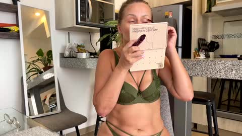 Zlata online show from January 9, 8:44 pm