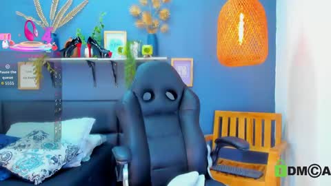 yessika_parker online show from May 1, 8:50 am