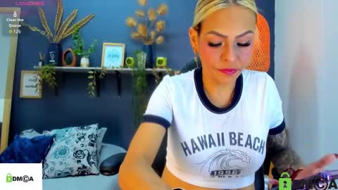 yessika_parker online show from October 25, 2:52 am