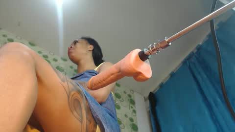 yeyecandy online show from September 11, 11:54 am