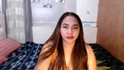 yhang_slut online show from February 26, 7:02 am