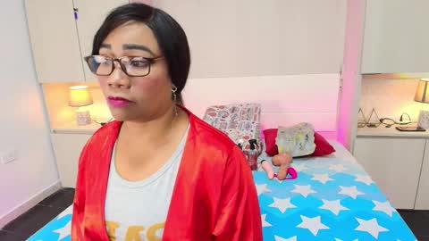 Yasmin online show from March 11, 3:36 am
