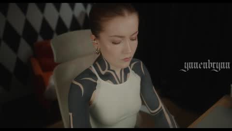 ynnenbrynn online show from April 2, 10:02 am