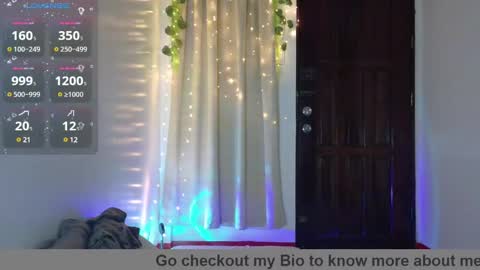 Snapshot of yoga_yogi chatting on March 9, 10:41 pm yoga_yogi online show from March 9, 10:41 pm