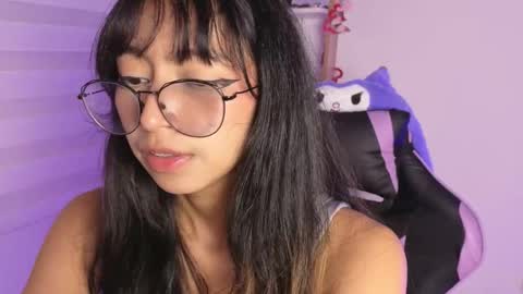 Yommi Winx online show from November 14, 2:11 am