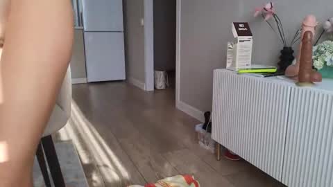 Liliya online show from May 4, 1:26 pm