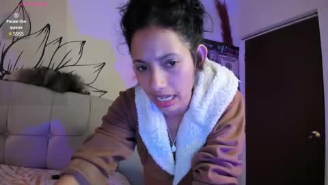 Snapshot of your_beck chatting on March 3, 9:34 pm mia3 online show from March 3, 9:34 pm
