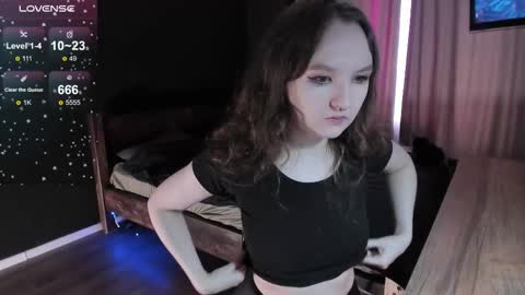 Snapshot of your_bunny chatting on September 18, 1:31 pm Bunny online show from September 18, 1:31 pm