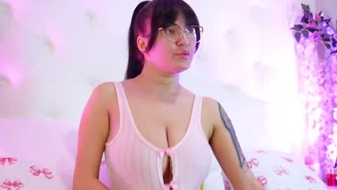 your_bustygirl online show from July 7, 8:11 pm