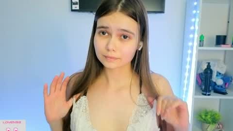 Julia Next stream  online show from June 3, 5:51 pm