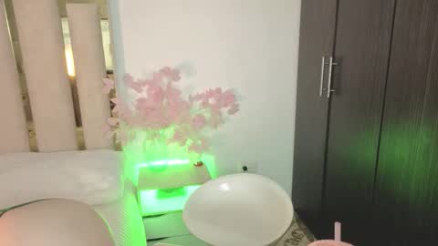 Isa online show from March 18, 12:59 am