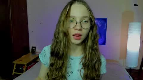 Leslie online show from March 17, 8:35 pm