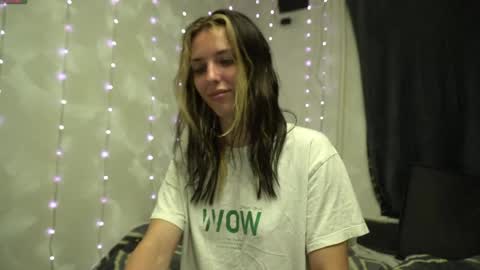 Meri  online show from May 10, 9:17 pm