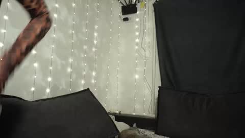 Meri  online show from March 20, 8:58 pm