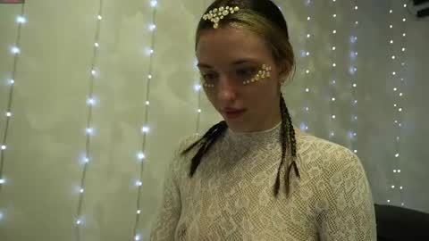 Meri  online show from May 13, 8:14 pm
