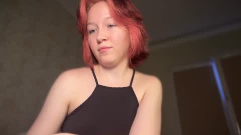 Mia online show from June 17, 3:02 pm