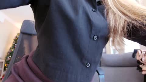 Helena online show from January 6, 3:19 pm