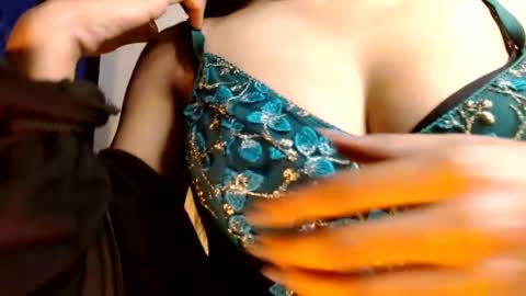 Your Priya01 online show from January 3, 11:57 am