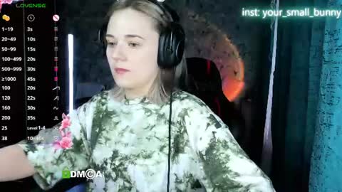 Molly online show from June 12, 2:30 am