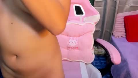 your_wife_pinay18 online show from May 13, 3:56 am