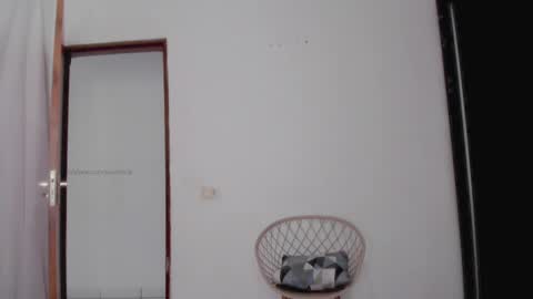 Snapshot of yourbonie chatting on February 9, 4:29 pm insta yourboniee online show from February 9, 4:29 pm